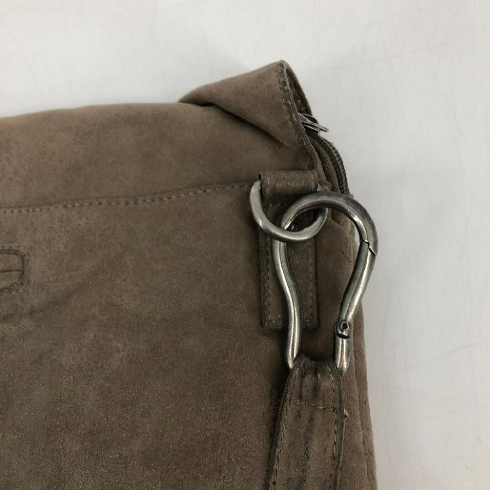 Matt & Nat taupe fabric envelope shoulder bag zipper detail  recycled materials - Picture 5 of 15